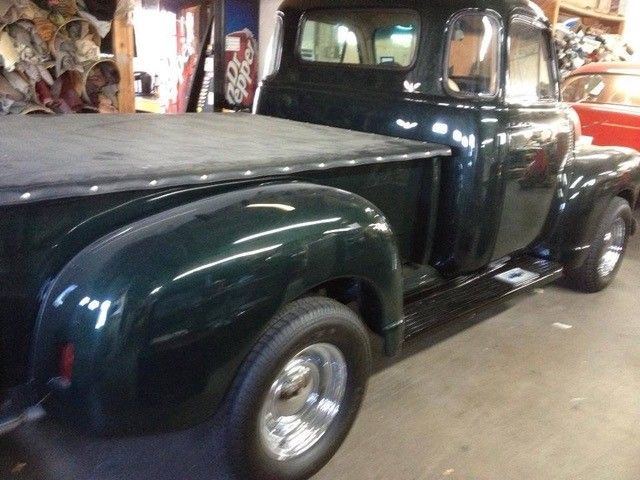 Pickup cab, exterior